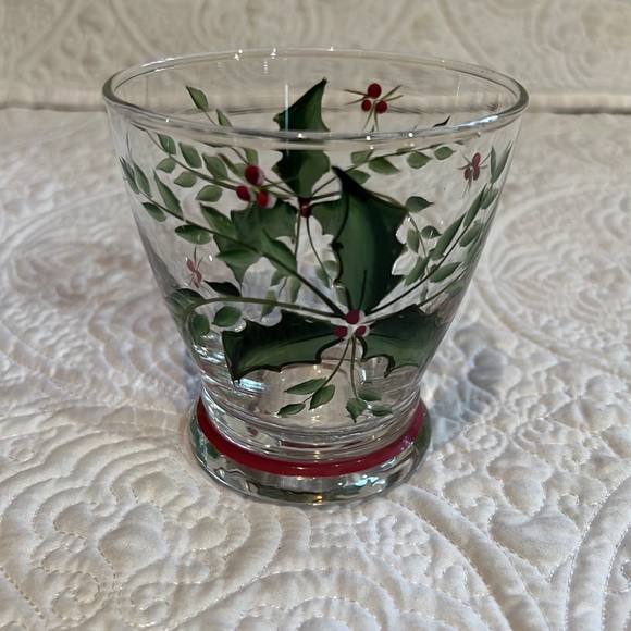 Set of three holly berry glasses - Picture 14 of 16
